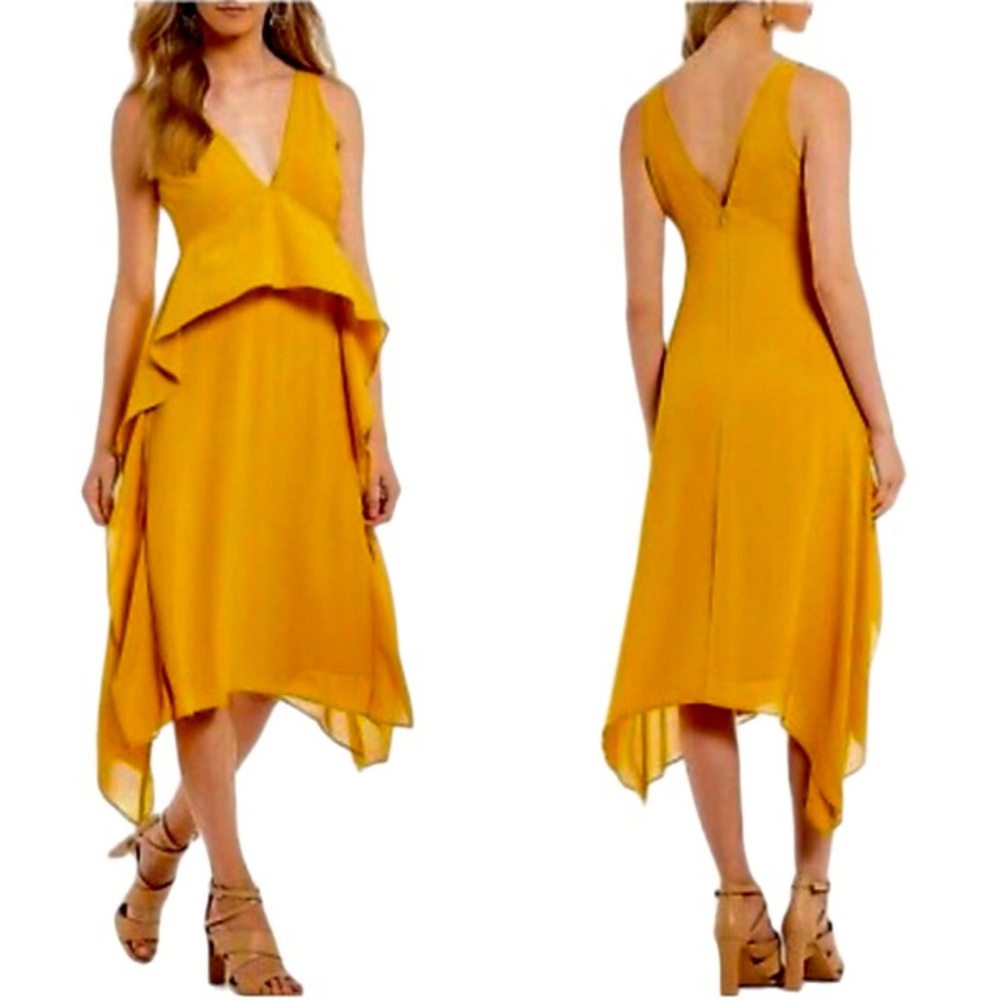 Gianni Bini DRESS Chiffon
Ruffle/Wedding Guest/Party/SIZE: M-L NWT